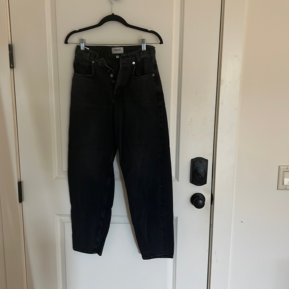 Agolde Size 24 Tapered Baggy High Rise Black.